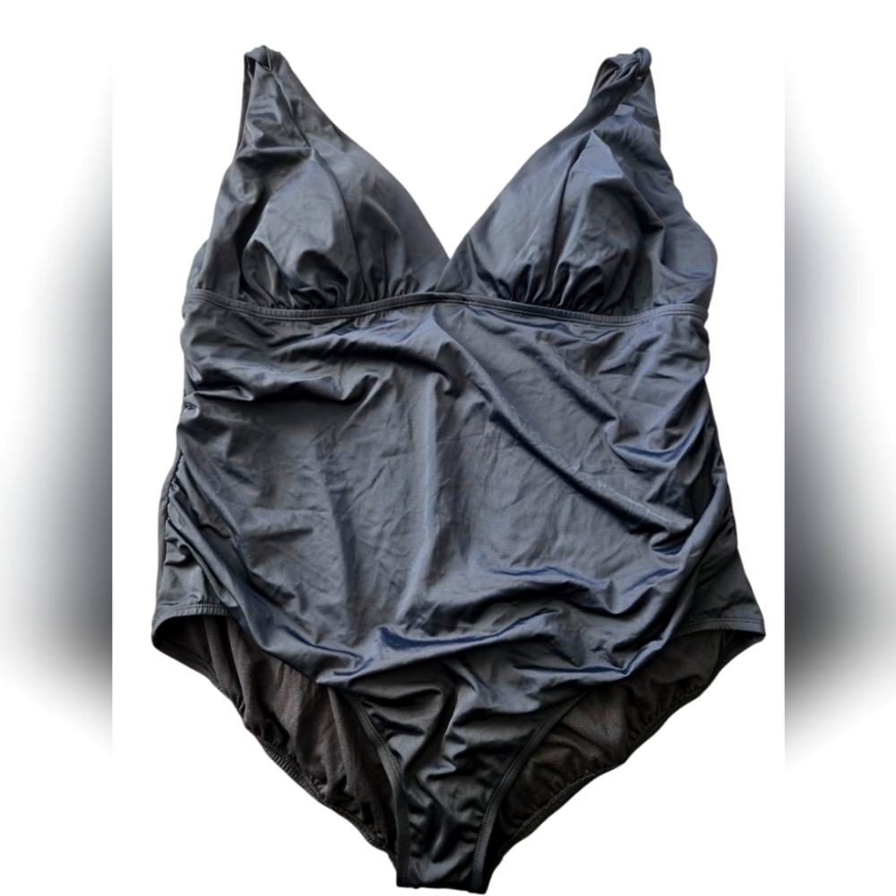 NWT Time & Tru Black One-Piece Swimsuit Size 3x